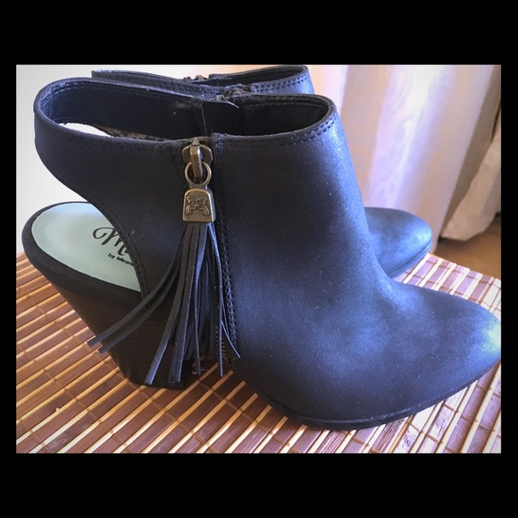 Sling-back Booties - Picture 1 of 4